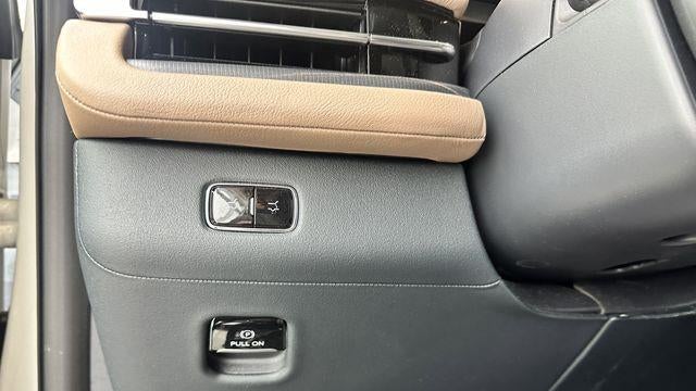 2025 Lincoln Navigator Black Label