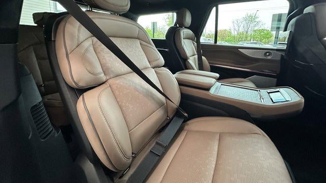 2025 Lincoln Navigator Black Label