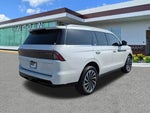 2025 Navigator Thumbnail 4