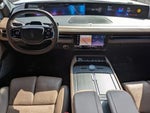 2025 Navigator Thumbnail 16