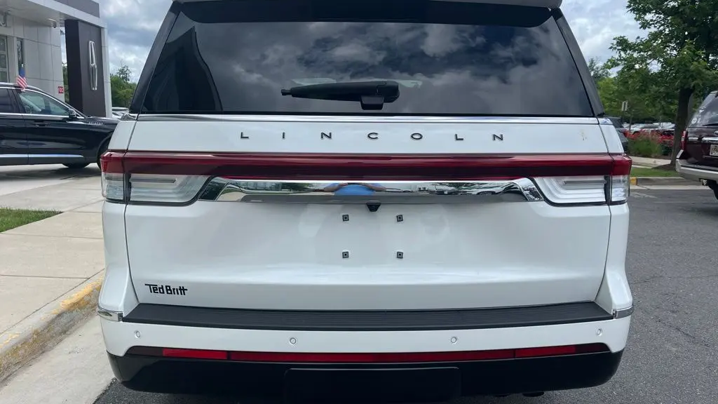 2023 Lincoln Navigator Black Label