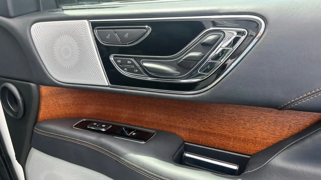 2023 Lincoln Navigator Black Label