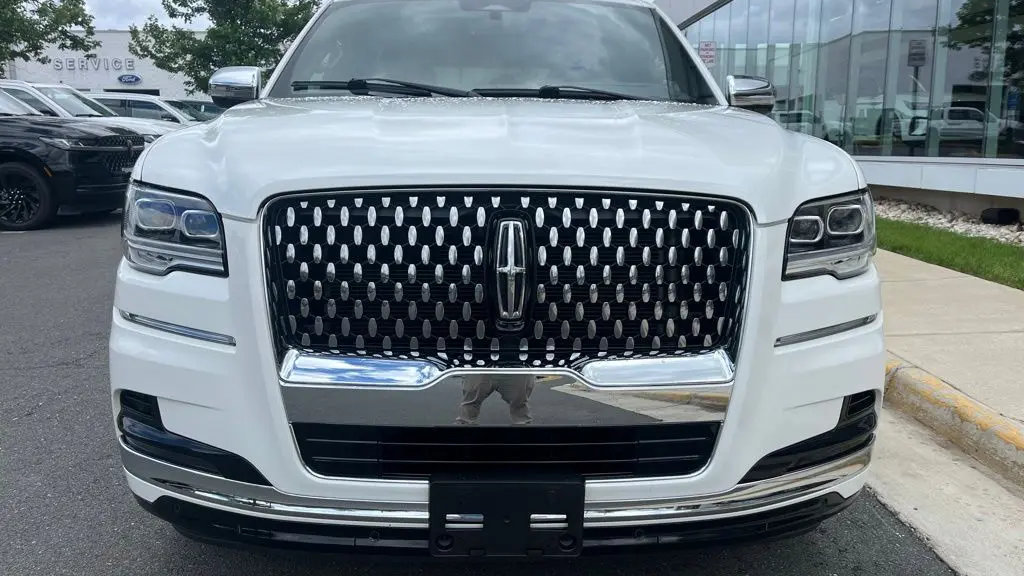 2023 Lincoln Navigator Black Label
