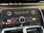 2023 Navigator Thumbnail 1