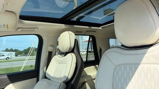 2023 Lincoln Navigator Black Label