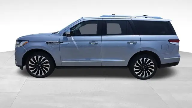 2023 Lincoln Navigator Black Label