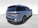 2023 Navigator Thumbnail 9