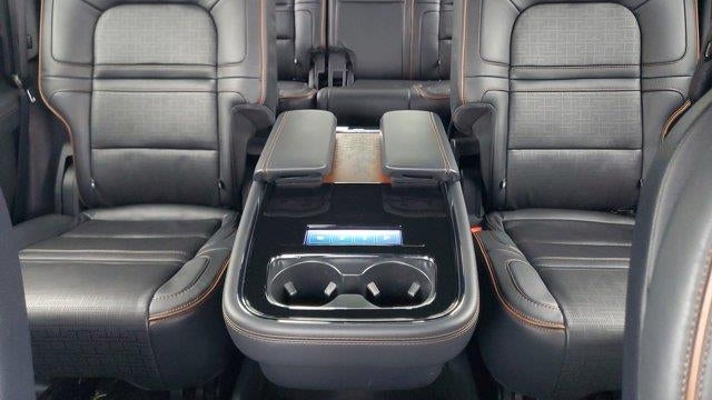 2023 Lincoln Navigator Black Label