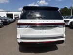 2023 Navigator Thumbnail 4