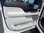 2023 Navigator Thumbnail 11