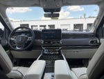 2023 Navigator Thumbnail 19