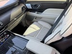 2024 Navigator Thumbnail 11