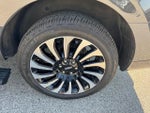 2024 Navigator Thumbnail 27