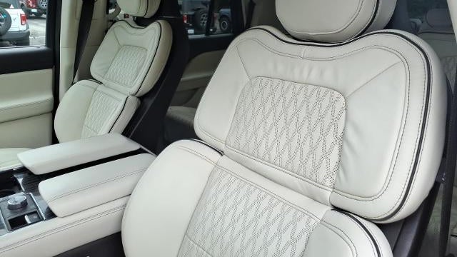 2024 Lincoln Navigator Black Label