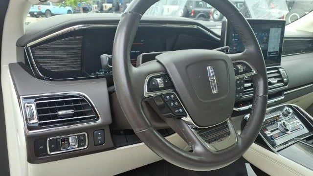 2024 Lincoln Navigator Black Label