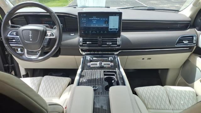 2024 Lincoln Navigator Black Label