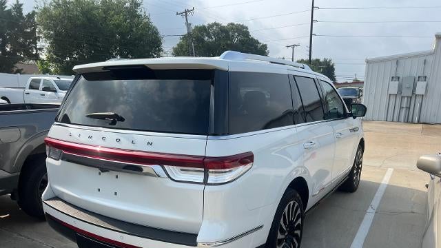 2024 Lincoln Navigator Black Label
