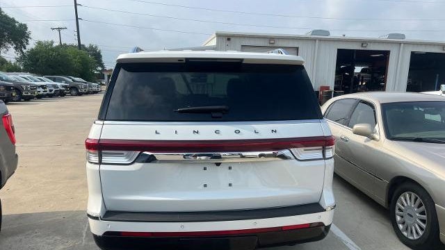 2024 Lincoln Navigator Black Label