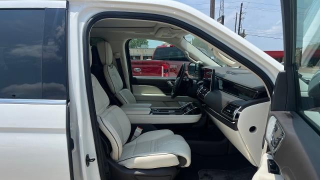 2024 Lincoln Navigator Black Label