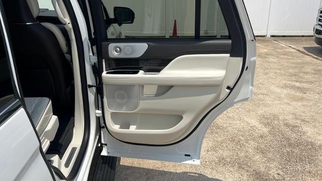2024 Lincoln Navigator Black Label