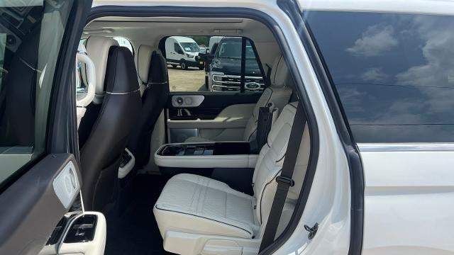2024 Lincoln Navigator Black Label