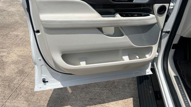 2024 Lincoln Navigator Black Label