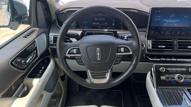 2024 Lincoln Navigator Black Label