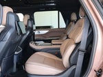 2025 Navigator Thumbnail 16