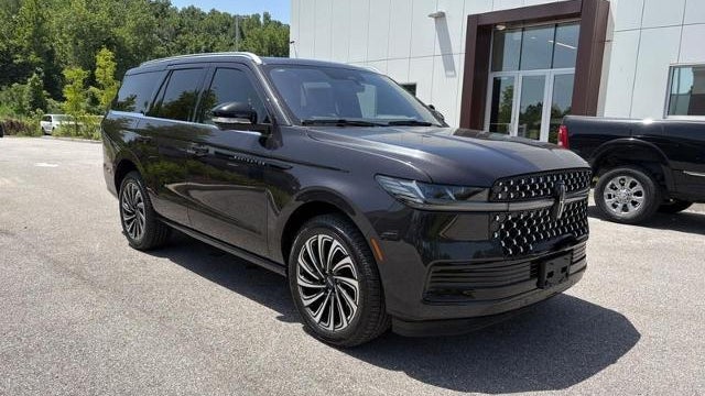 2025 Lincoln Navigator Black Label