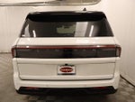2025 Navigator Thumbnail 25