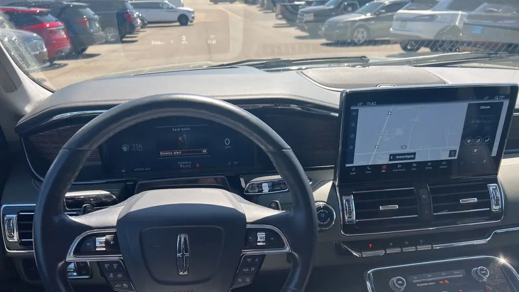 2023 Lincoln Navigator Black Label