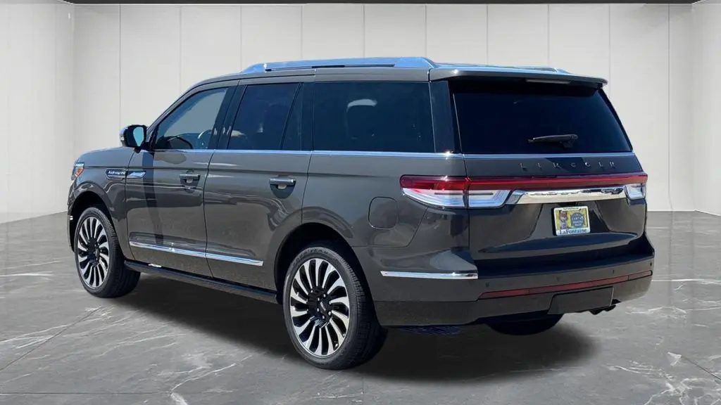 2023 Lincoln Navigator Black Label