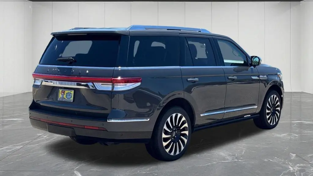 2023 Lincoln Navigator Black Label