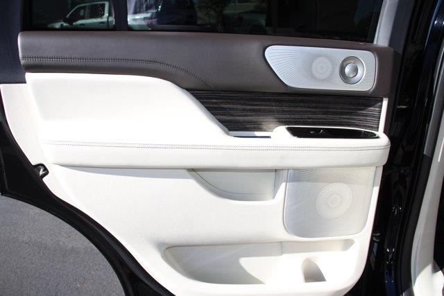 2023 Lincoln Navigator - $64,096