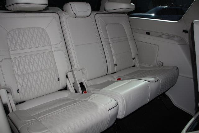2023 Lincoln Navigator - $64,096