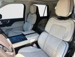 2023 Navigator Thumbnail 23