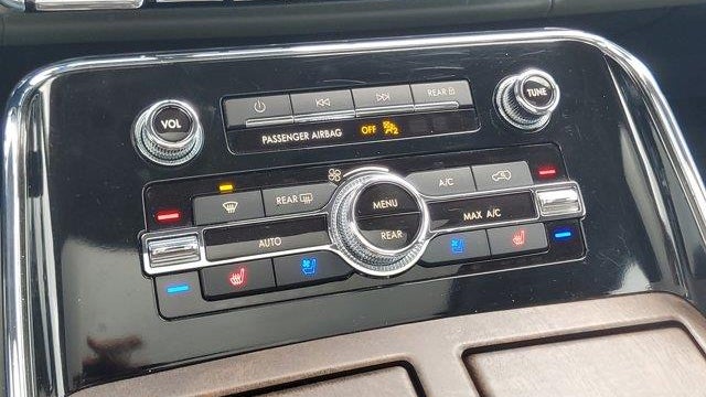 2024 Lincoln Navigator Black Label