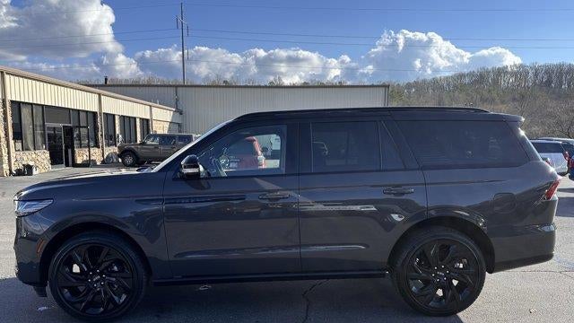 Preowned 2025 Lincoln Navigator Black Label for Sale
