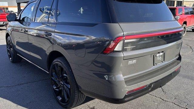 2025 Lincoln Navigator Black Label