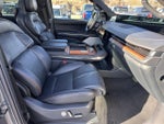 2025 Navigator Thumbnail 16