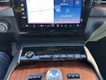 2025 Navigator Thumbnail 31