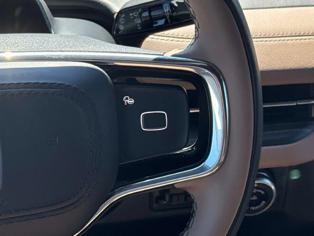 2026 Lincoln Navigator - $132,990