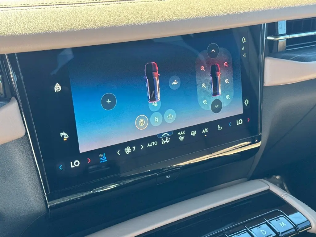 2026 Lincoln Navigator - $132,990
