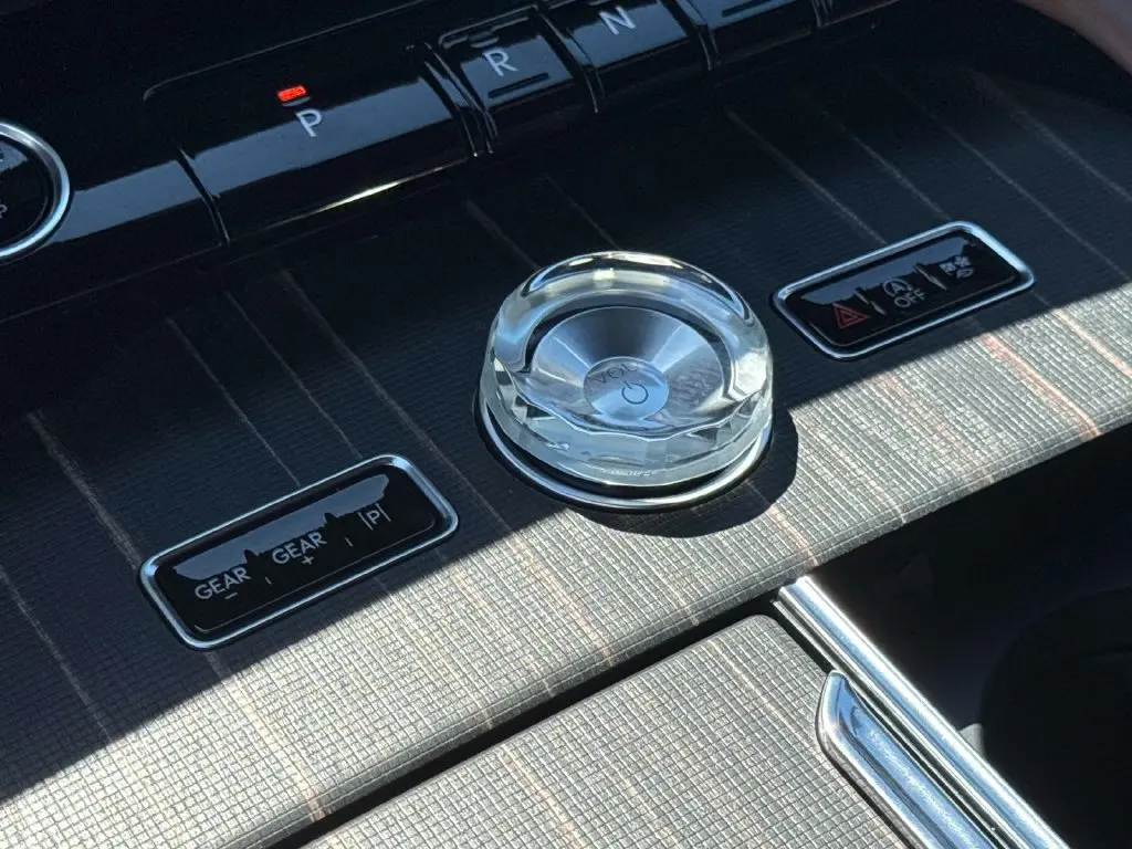 2026 Lincoln Navigator - $132,990