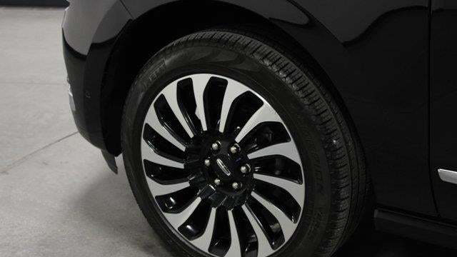 2023 Lincoln Navigator Black Label
