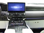 2023 Navigator Thumbnail 18