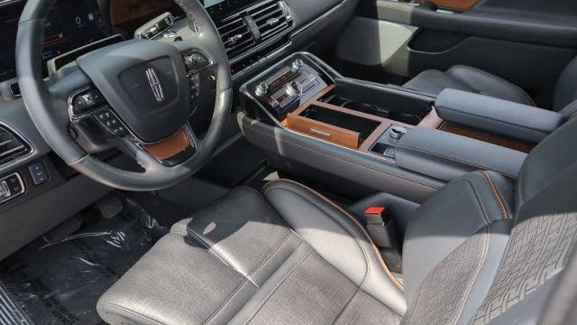 2023 Lincoln Navigator Black Label