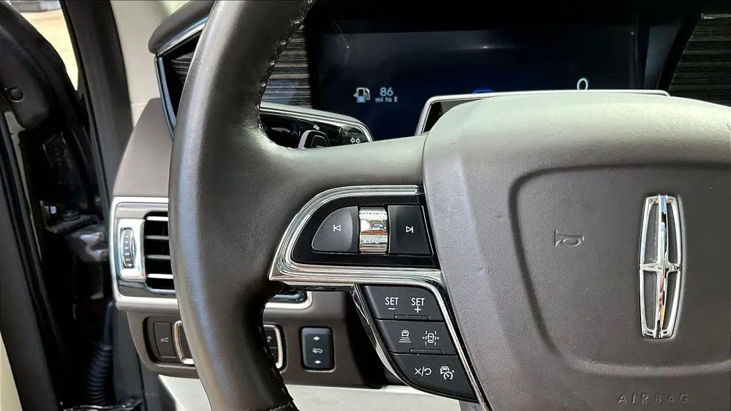 2023 Lincoln Navigator Black Label