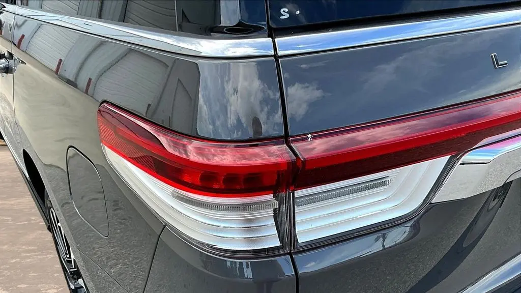 2023 Lincoln Navigator Black Label