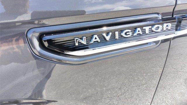 2024 Lincoln Navigator Black Label